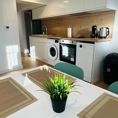 T3 Chaleureux Confort Bien Equipe アパート トゥールーズ